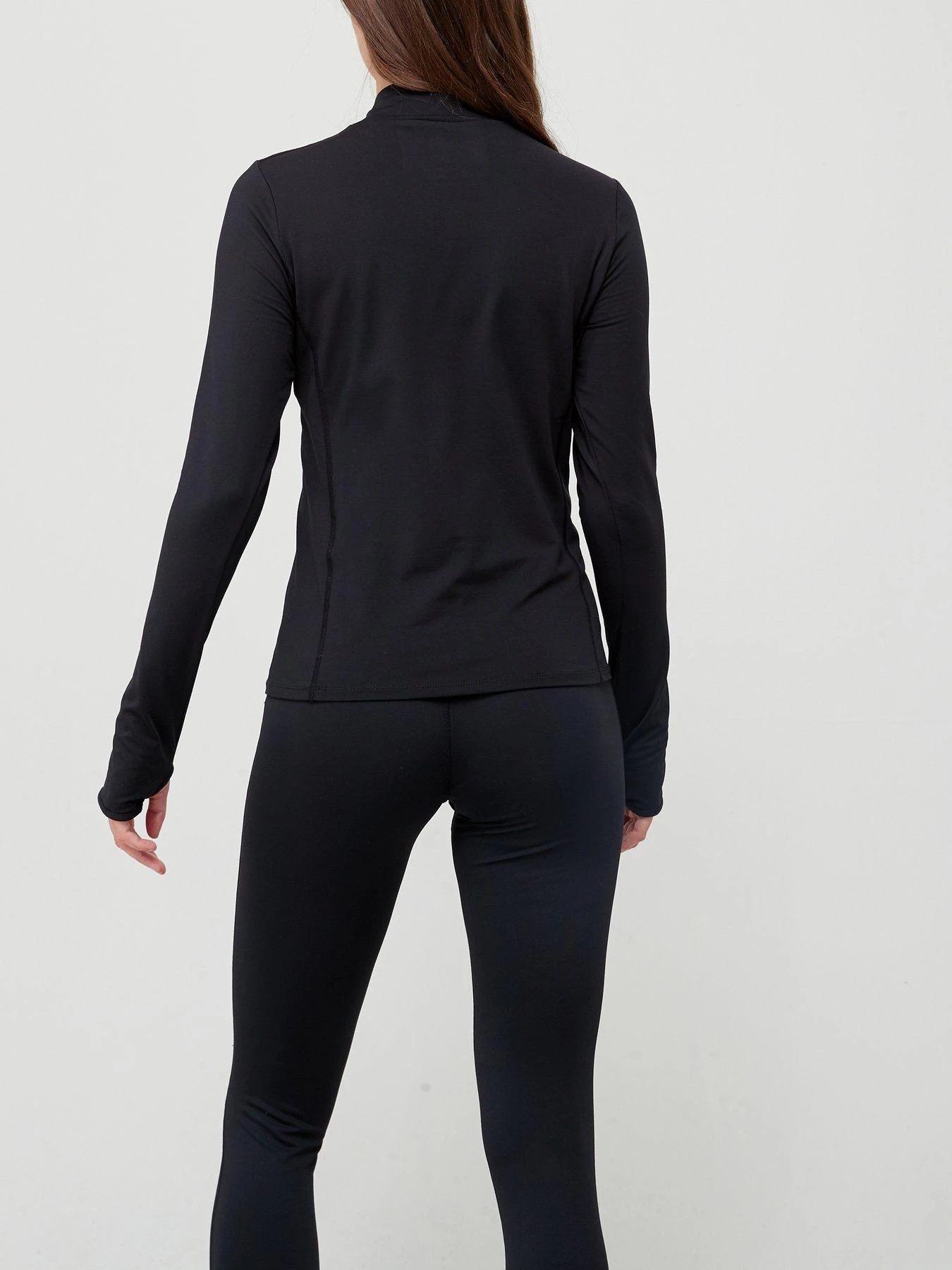 Ellesse Sofira 1/4 Zip Top - Black 4 Ellesse Sofira 1/4 Zip Top - Black - Image 2