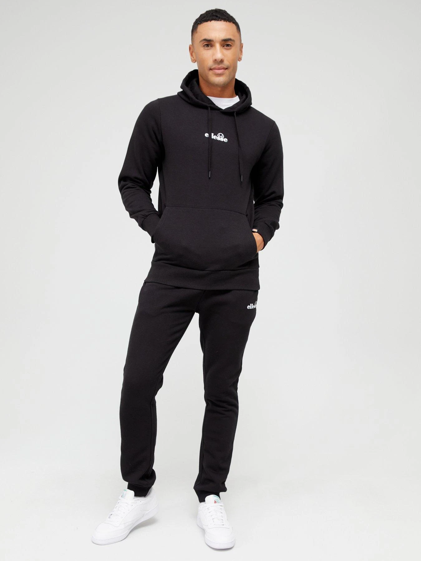 Ellesse Sucre Tracksuit - Black 3 Ellesse Sucre Tracksuit - Black