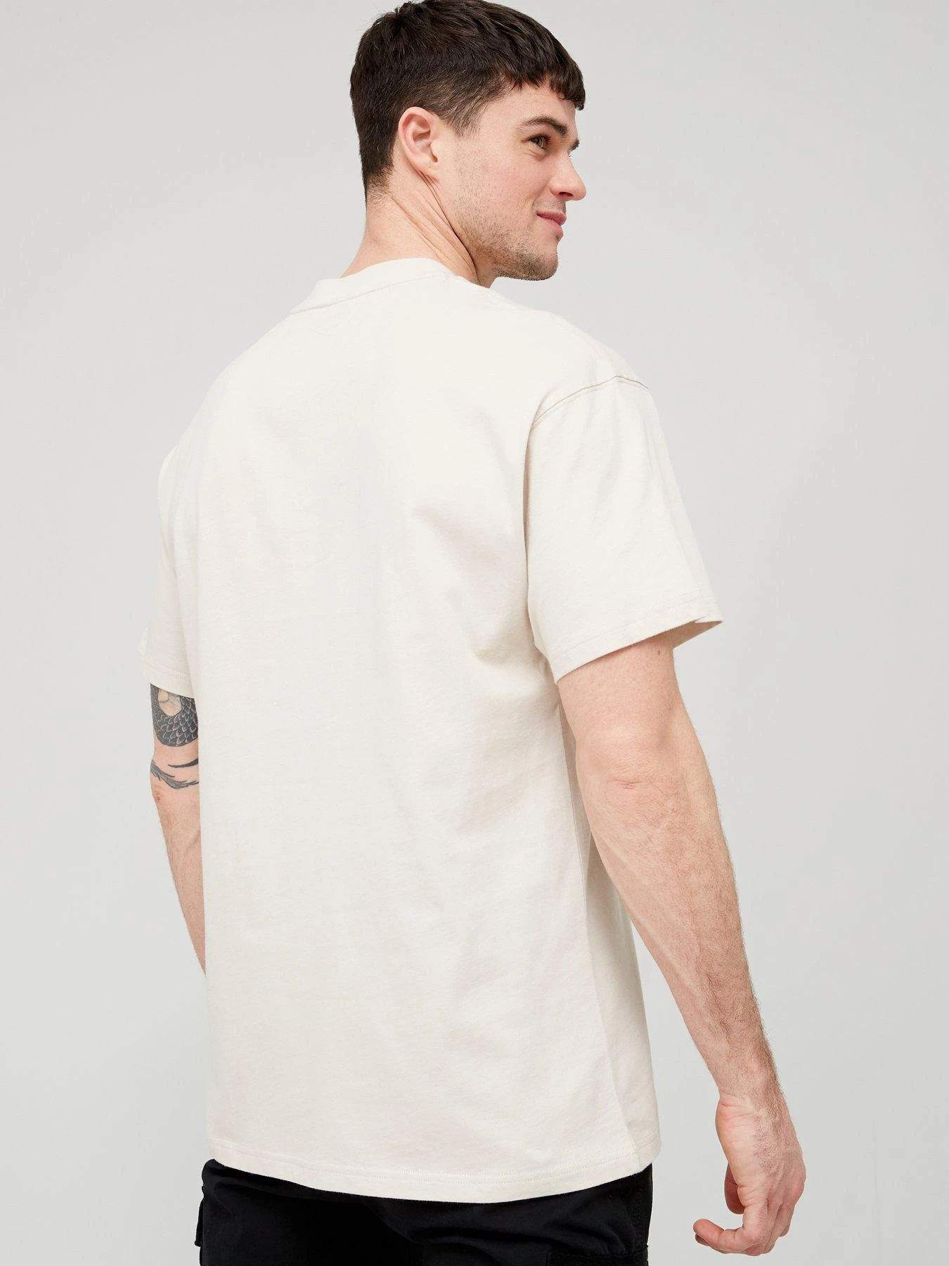 Ellesse Aestas Tee - Beige 4 Ellesse Aestas Tee - Beige - Image 2