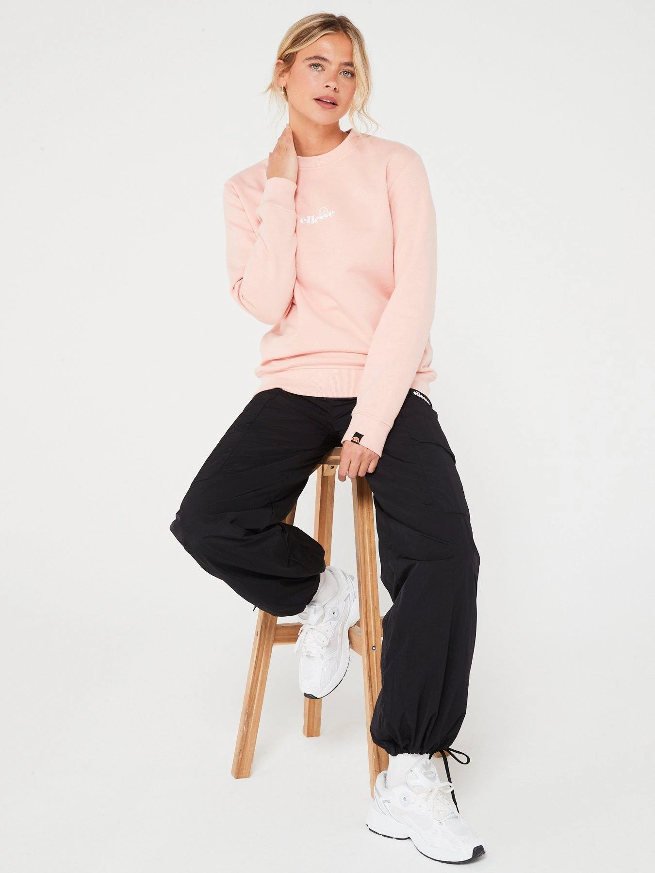 Ellesse Svetlana Sweatshirt - Light Pink 6 Ellesse Svetlana Sweatshirt - Light Pink - Image 4