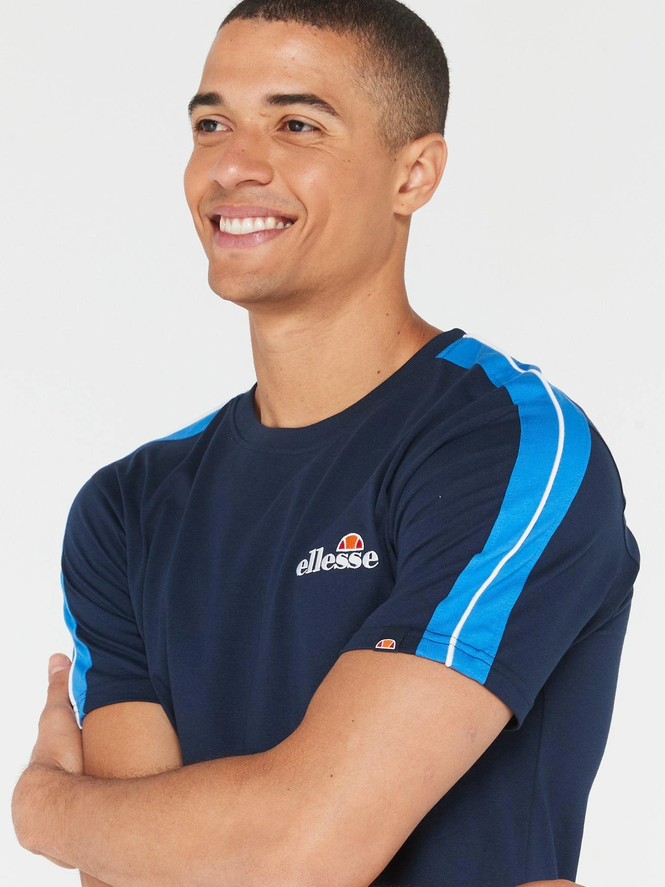 Ellesse Crotone 2 Tee - Navy 6 Ellesse Crotone 2 Tee - Navy - Image 4